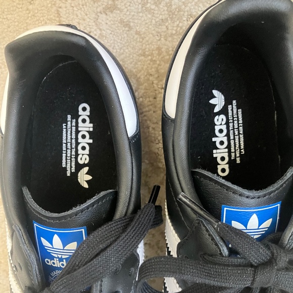 Adidas Samba: Black, White Stripes, Gum sole. - Picture 9 of 14